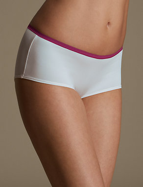 5 Pack Assorted No VPL Microfibre Shorts Image 2 of 4