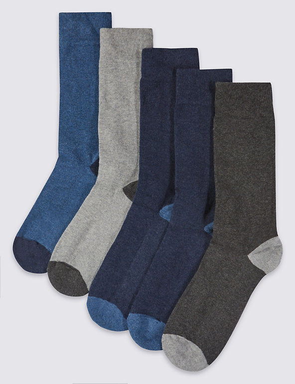 5 Pairs of Freshfeet™ Cushioned Sole Socks Image 1 of 2