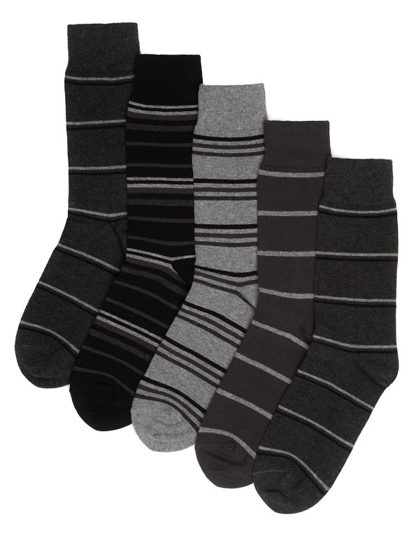 5 Pairs of Freshfeet™ Striped Socks with Silver Technology Image 1 of 1