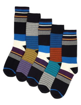 5 Pairs of Freshfeet™ Welt Striped Ankle High Socks Image 1 of 1
