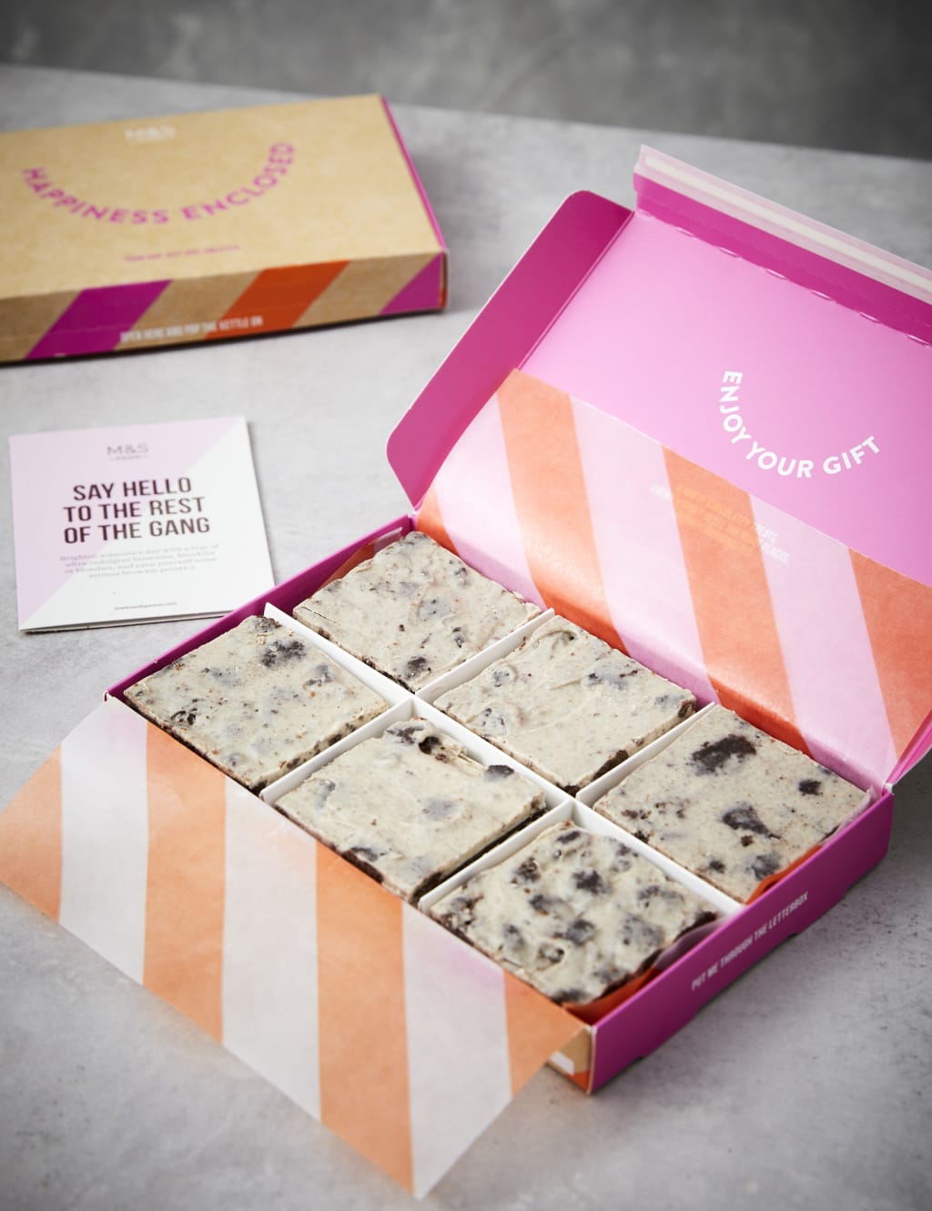 6 Cookies & Cream Brownies Letterbox Gift M&S