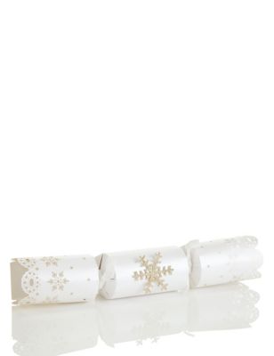 6 Cream & Gold Christmas Crackers Image 2 of 3