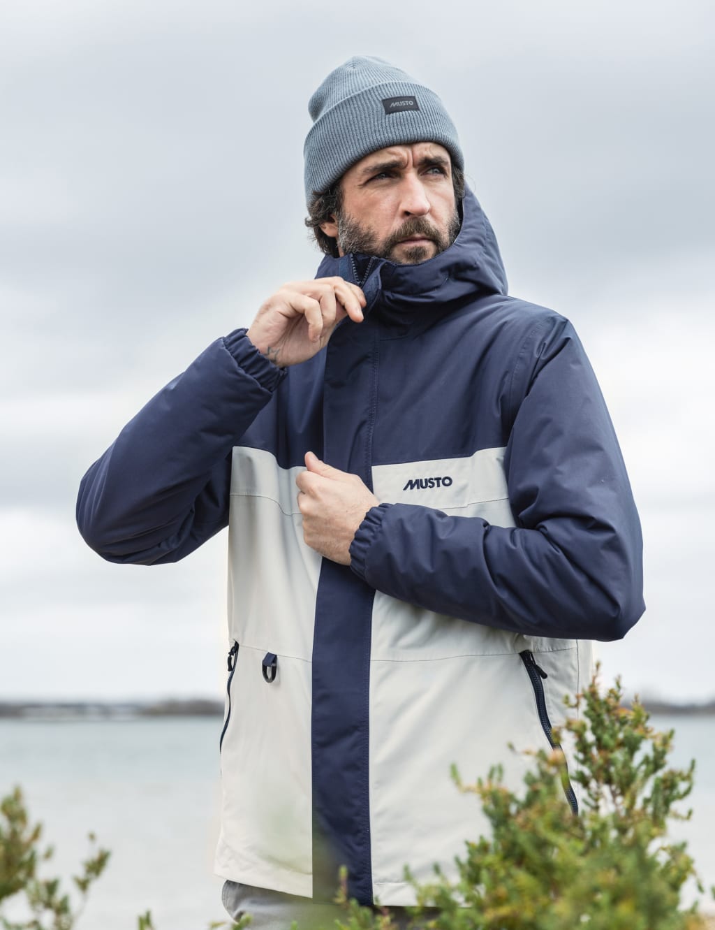 64 PrimaLoft Waterproof Hooded Jacket Musto M S