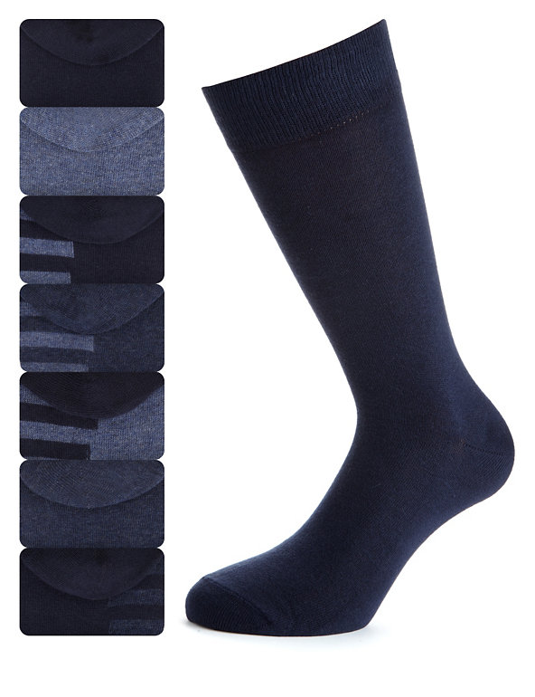 7 Pairs of Cotton Rich Freshfeet™ Striped Sole Socks with Silver Technology Image 1 of 1