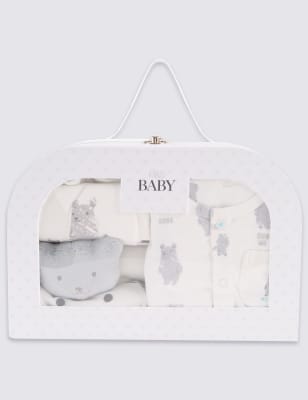 Marks and spencer deals new baby gift