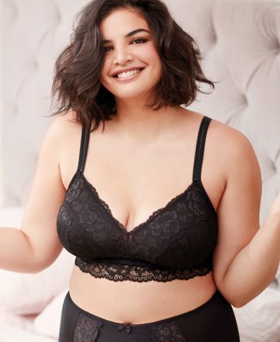 Our bra fit expert Hanah explains what to expect when you come for a bra fit  at M&S Charlton. We do walks in subject to availability or you can book