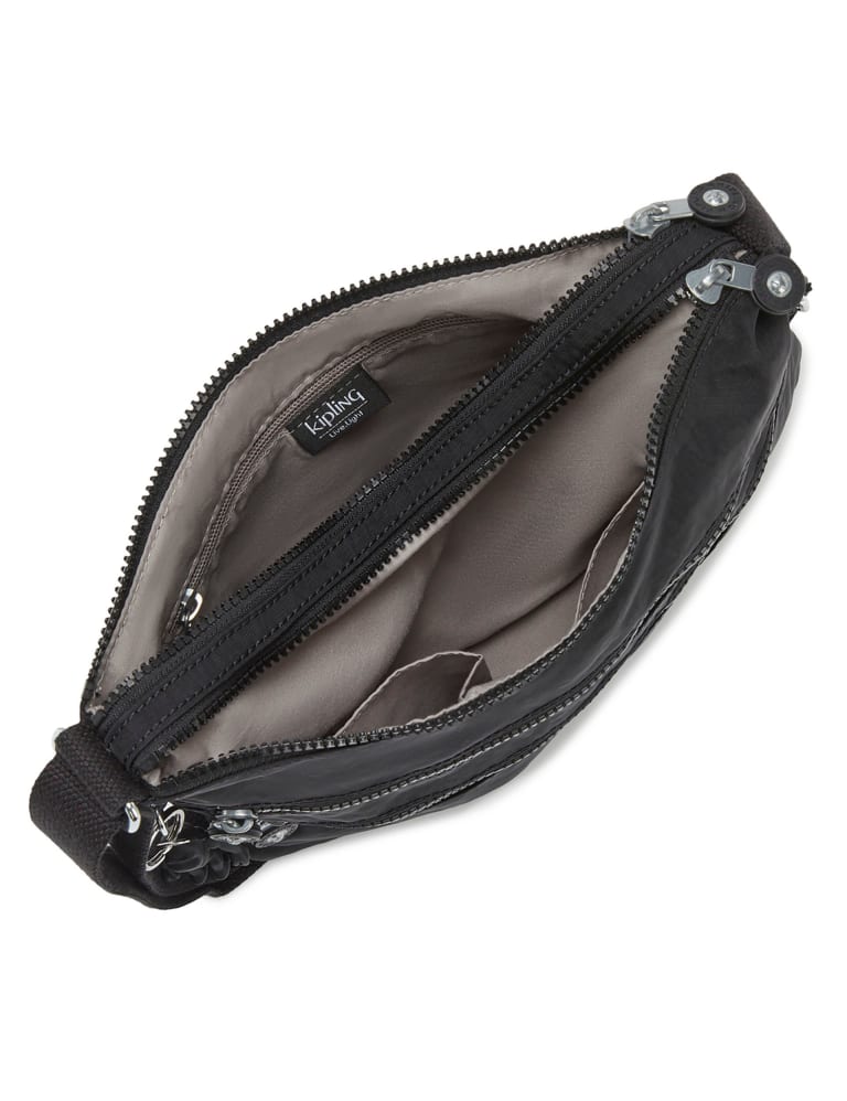 Kipling alvar solid crossbody bag clearance