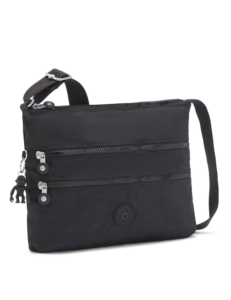 Kipling discount alvar bag