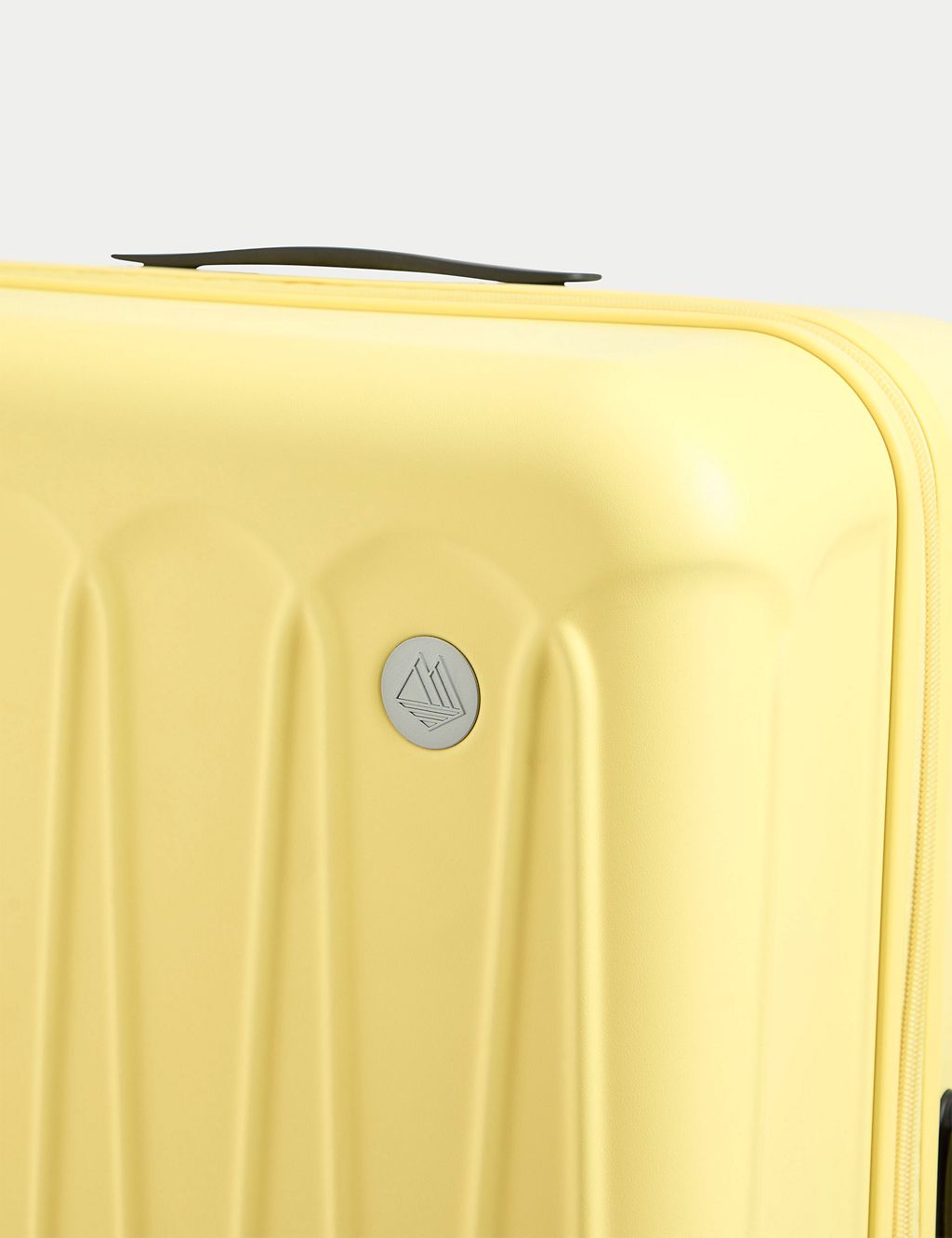 Amalfi 4 Wheel Hard Shell Large Suitcase 7 of 10