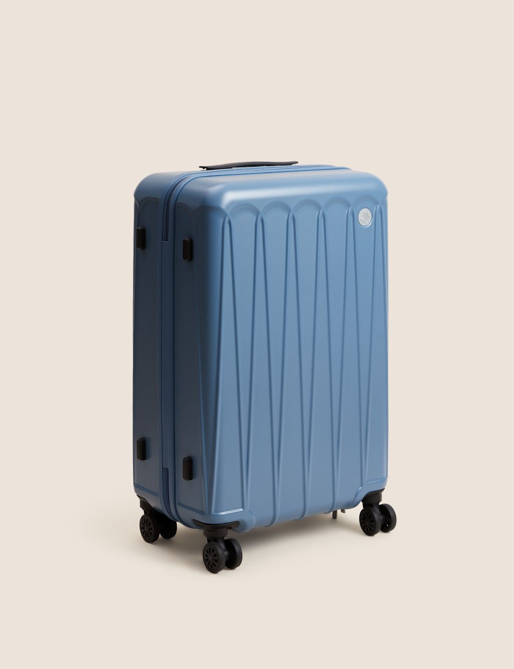 Amalfi 4 Wheel Hard Shell Medium Suitcase 3 of 8