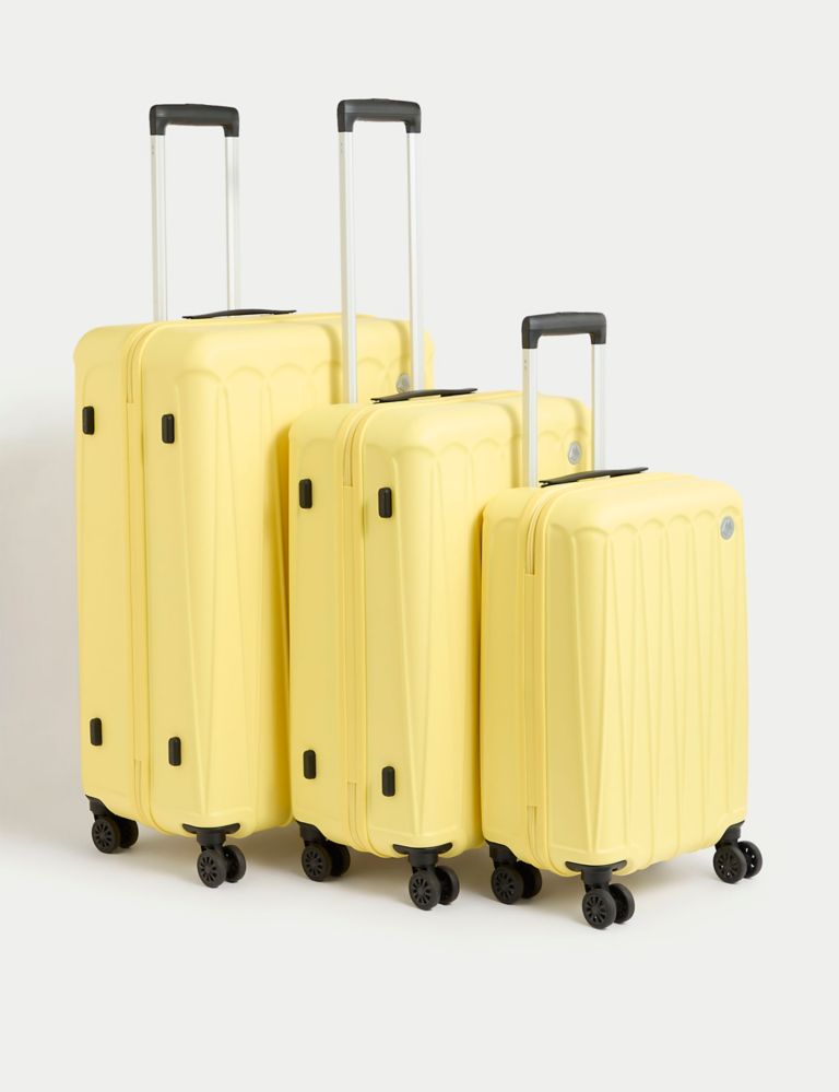 Amalfi 4 Wheel Hard Shell Medium Suitcase 5 of 10