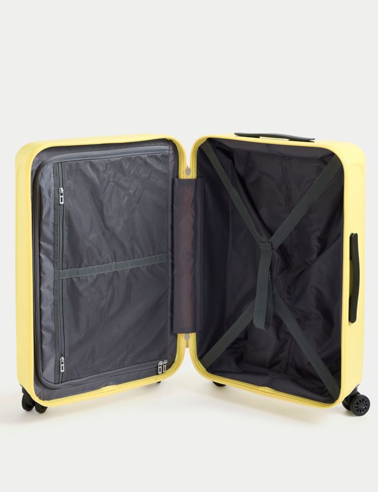 Amalfi 4 Wheel Hard Shell Medium Suitcase 6 of 10