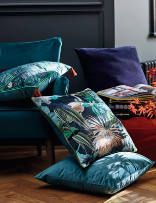 Marks and spencer outlet cushions green