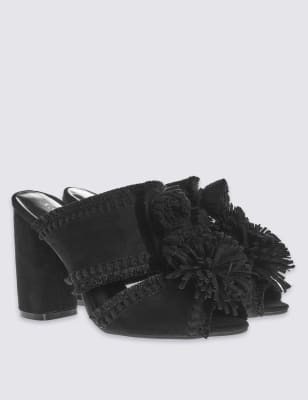 Pom pom clearance mule sandals