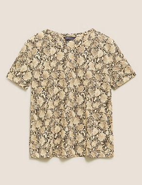 Animal Print Crew Neck Relaxed T-Shirt Image 2 of 4