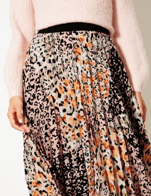 red leopard print pleated skirt