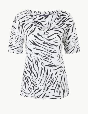 Animal Print V-Neck Short Sleeve T-Shirt Image 2 of 4