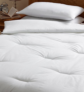 Anti Allergy Soft Touch 13.5 Tog Duvet Image 2 of 3