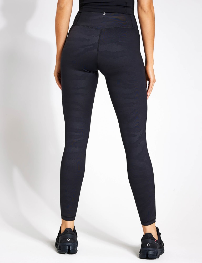 Nike tiger camo leggings clearance