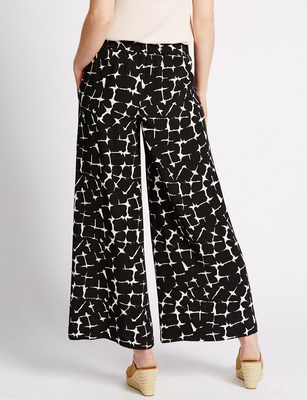 Artisan Tortoise Print Palazzo Trousers with Belt 2 of 3