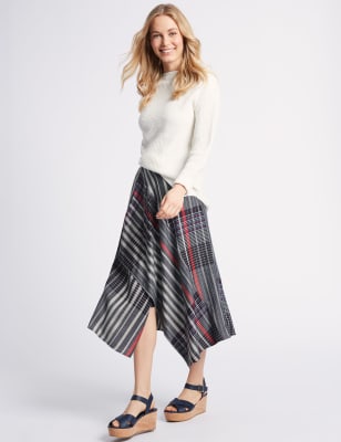 Asymmetric wrap midi outlet skirt