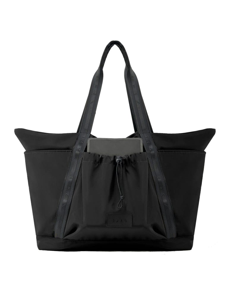 Away Multi Pocket Gym Bag BORN M S