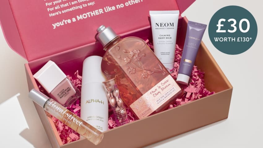 M&s true red clearance perfume
