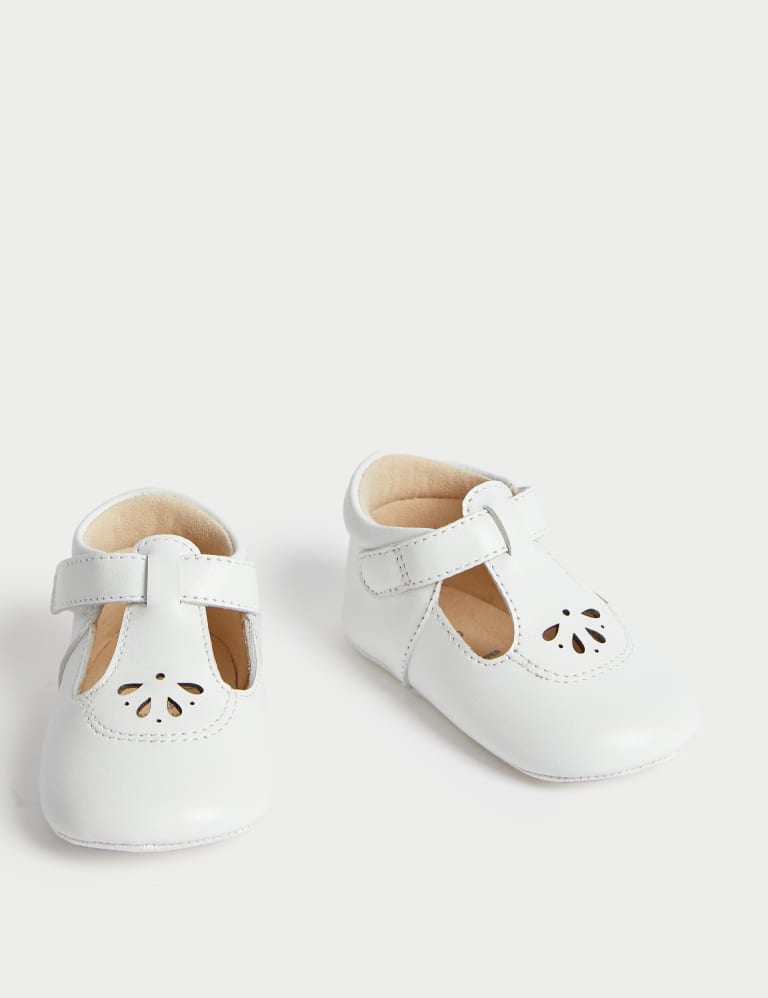 Baby Gift Boxed Leather Pram Shoes 0 1 Yrs