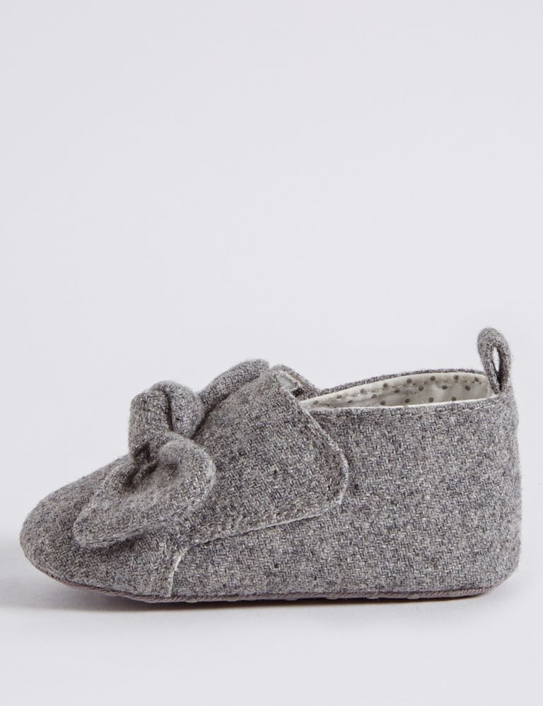 Baby Knot Pram Shoes 3 of 4