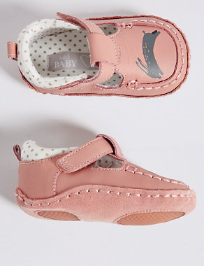 Baby Leather Riptape Pram Shoes Image 2 of 4