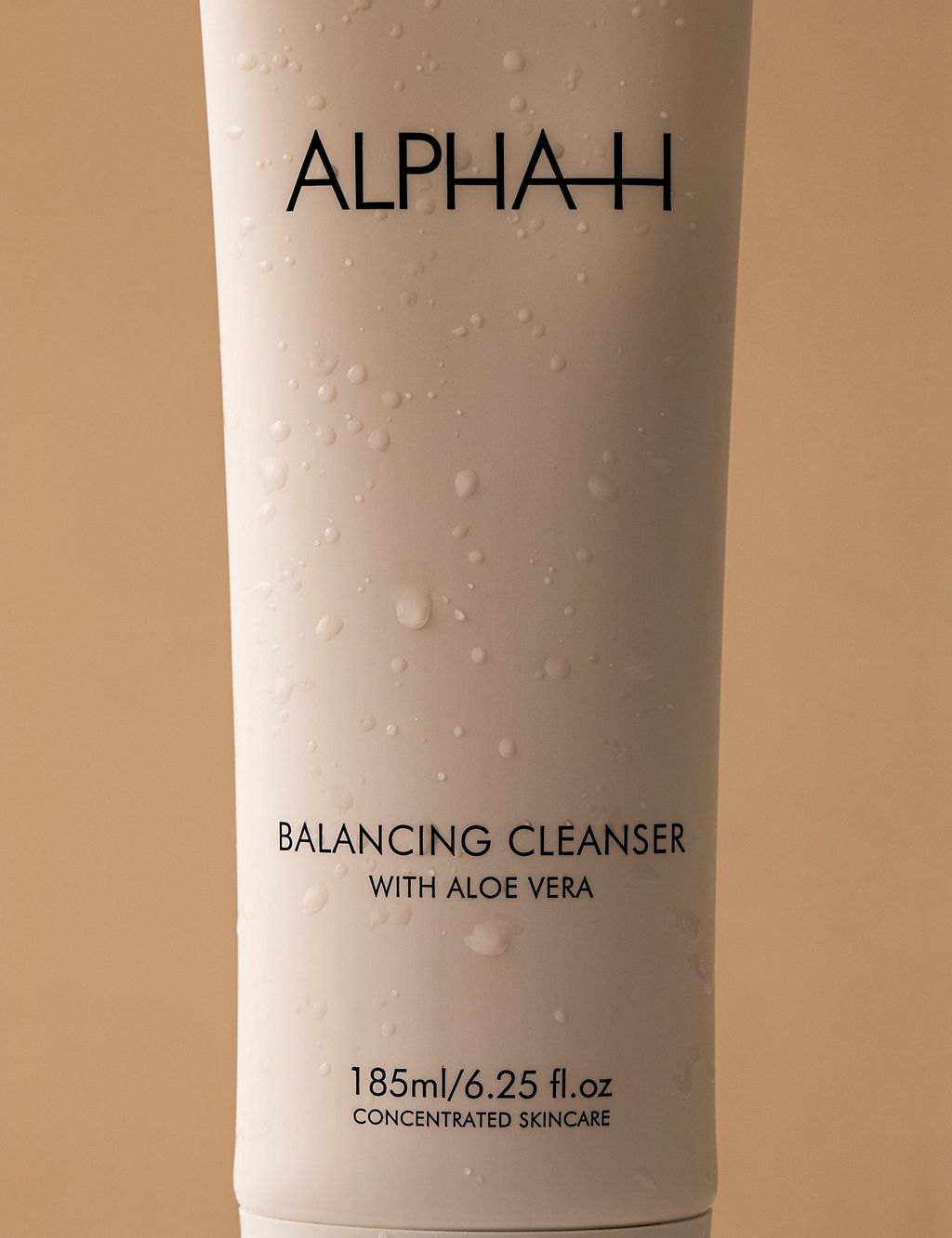 Balancing Cleanser with Aloe Vera 185ml 4 of 7