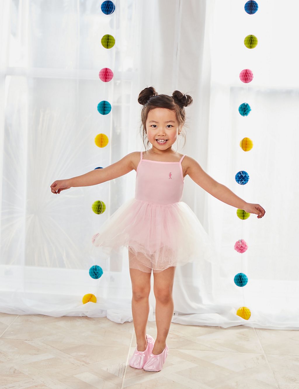 Ballerina Outfit (2-4 Yrs) 2 of 3