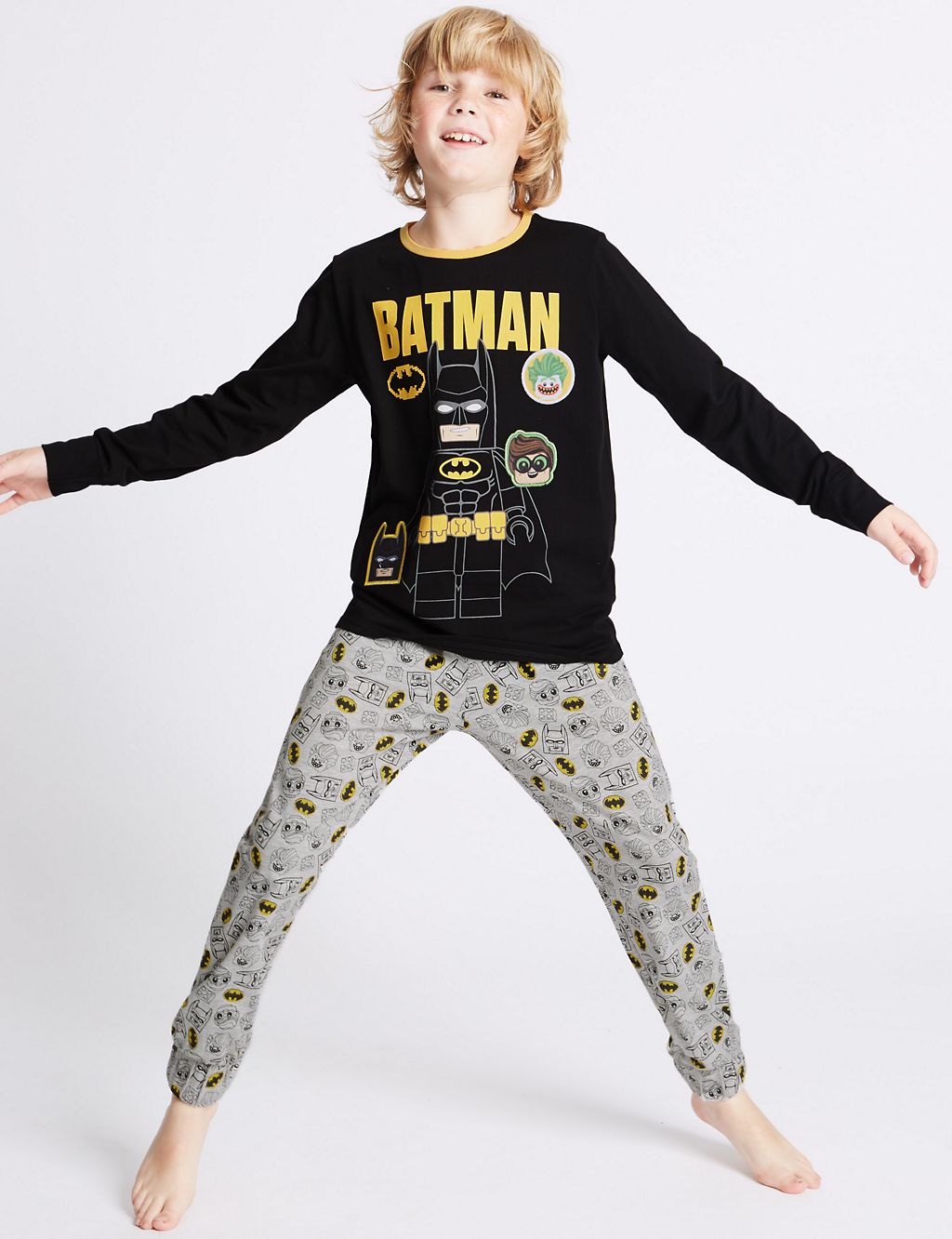 Batman™ Long Sleeve Pyjamas (3-14 Years) 3 of 6