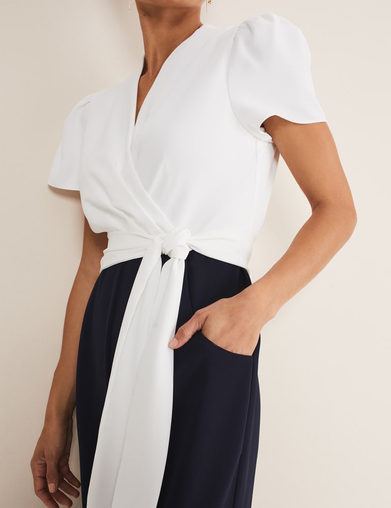 Short sleeve white wrap 2025 dress