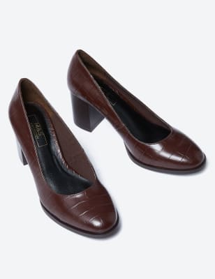 Marks and best sale spencer block heel