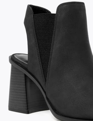 Block heel boots top open toe