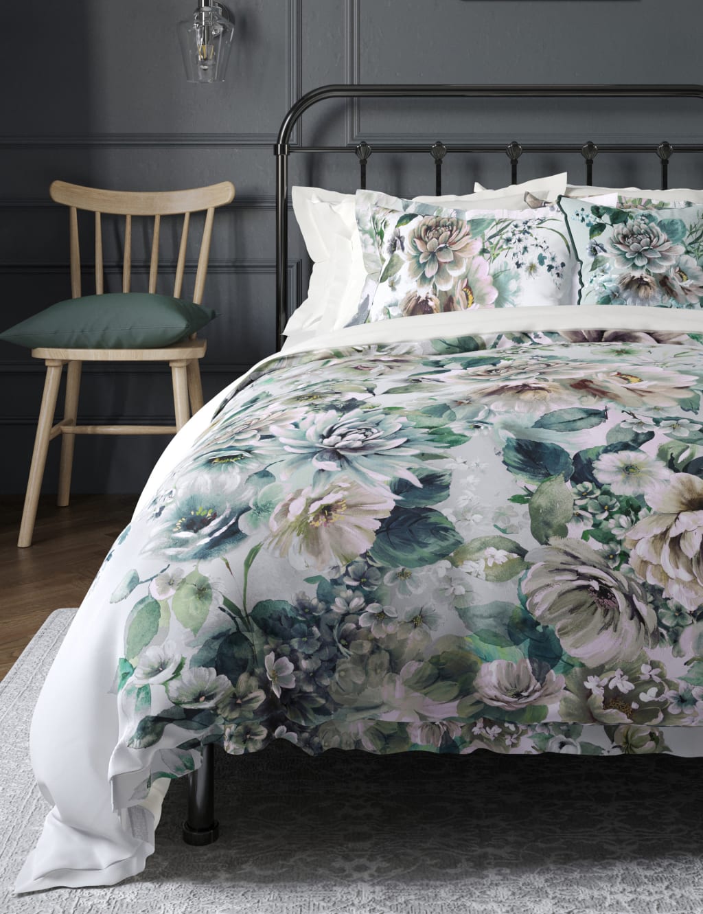 Blossom Floral Sateen Bedding Set 2 of 4