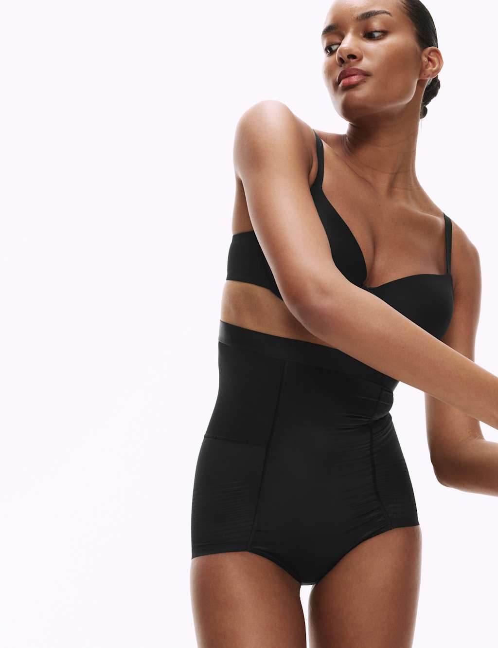 Body Define™ Firm Control Waist Cincher Knickers 3 of 6