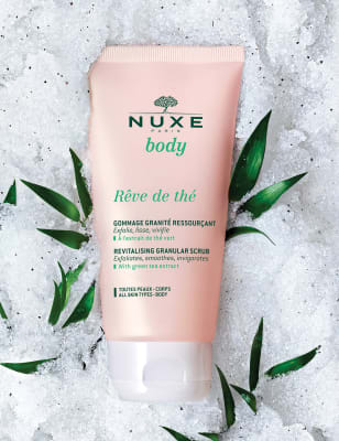 Body Reve De The Revitalising Granita Scrub 150ml Image 2 of 4