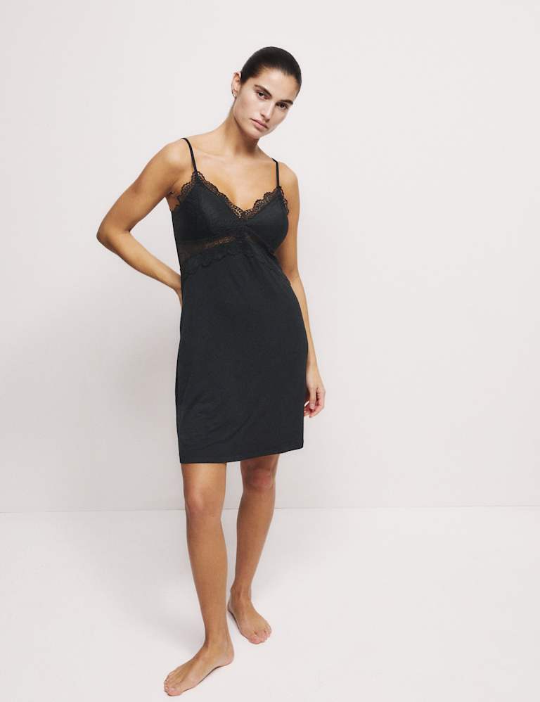 Chemise body store