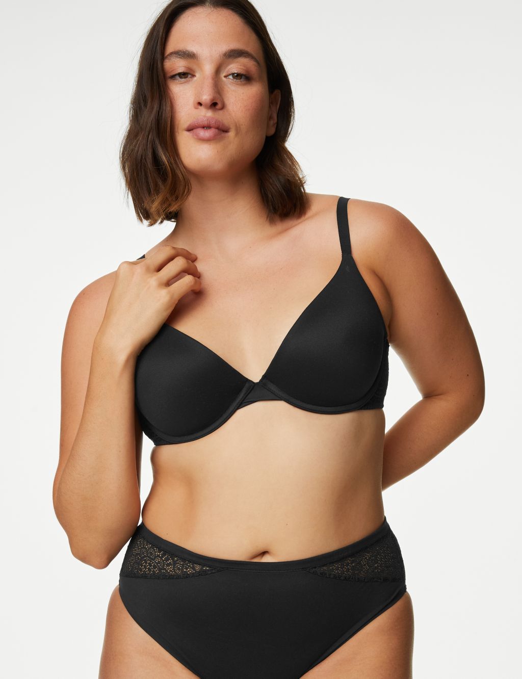 Buy MARKS & SPENCER Sumptuously Soft Padded Plunge T-Shirt Bra A-DD 2024  Online