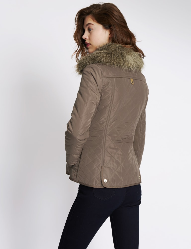 Per una quilted outlet jacket with stormwear