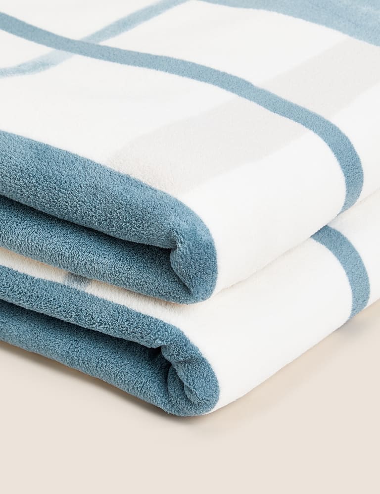Marks and shop spencer throw