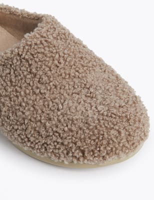 borg slippers