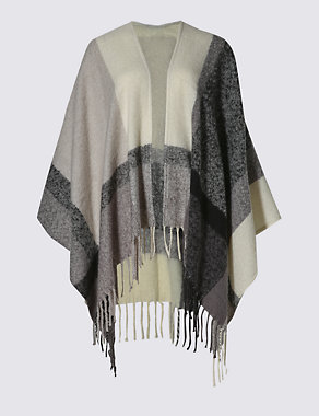 Boucle Statement Wrap Image 2 of 3