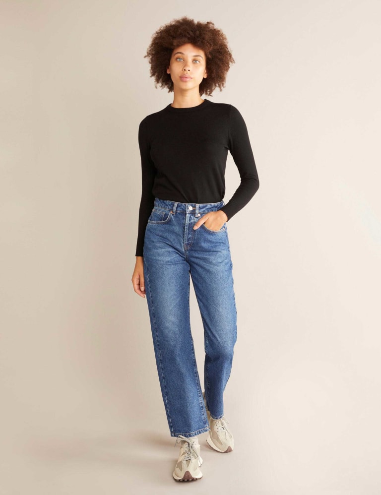 M and top s boyfriend jeans