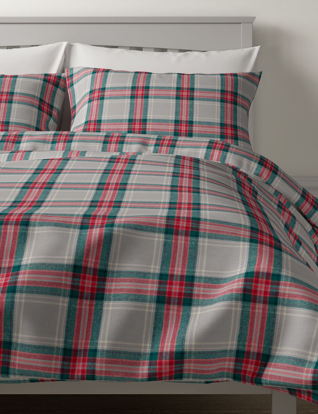 Brushed Cotton Checked Bedding Set 4 of 6
