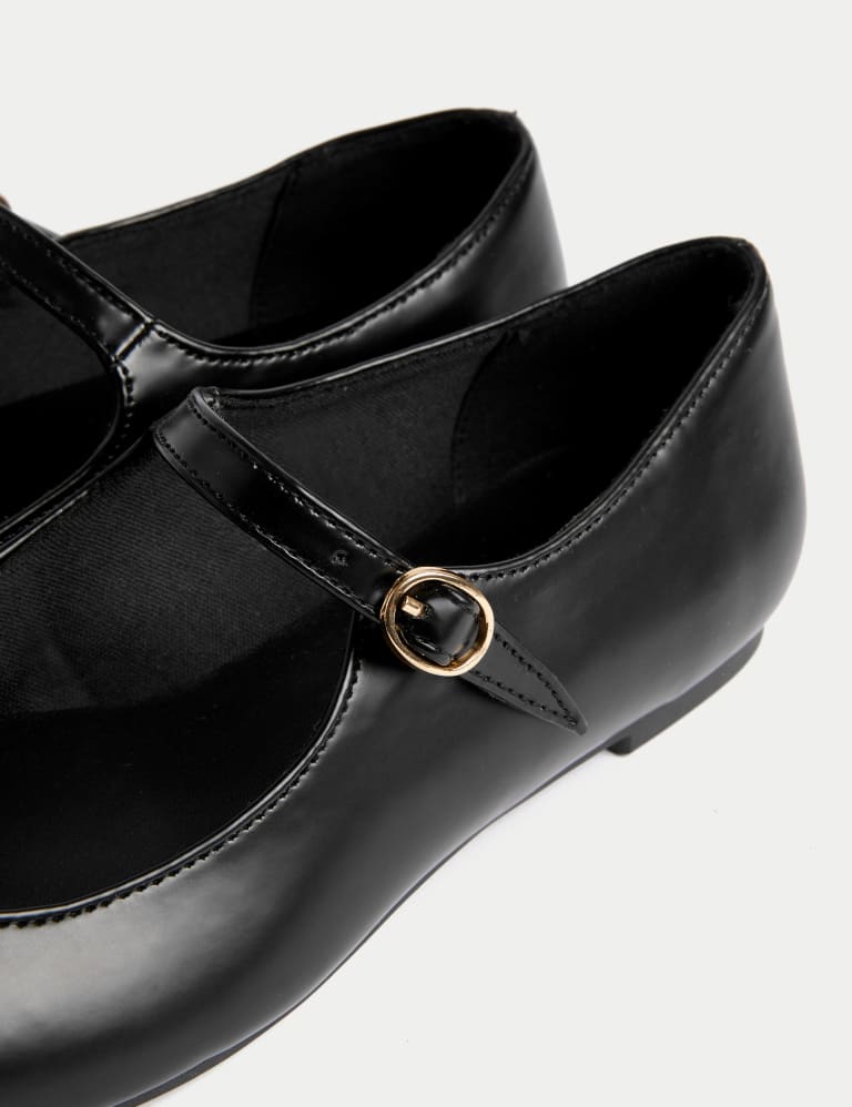 M&s ladies flat top shoes