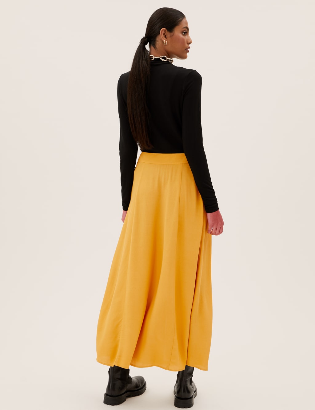 Long skirt with buttons on sale