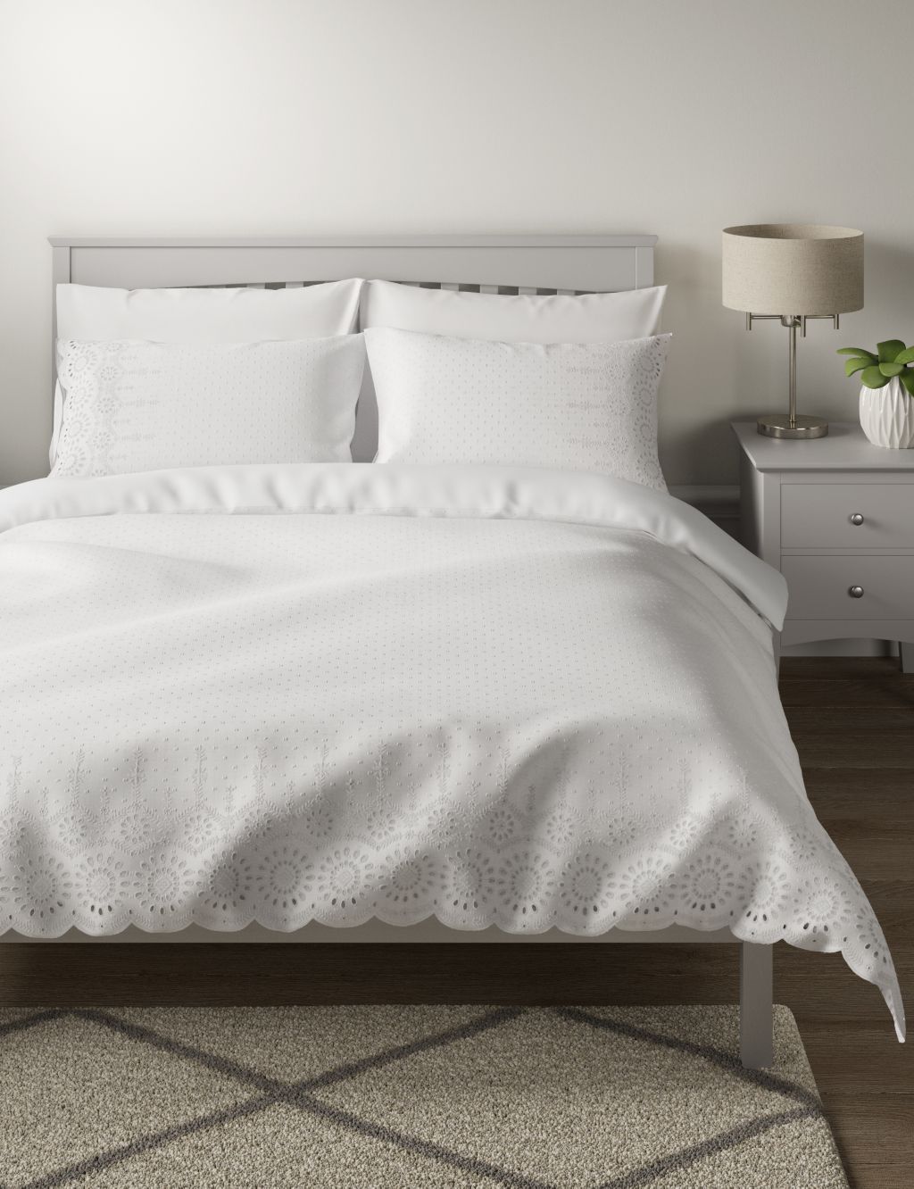 Pure Cotton Broderie Anglaise Bedding Set image 1